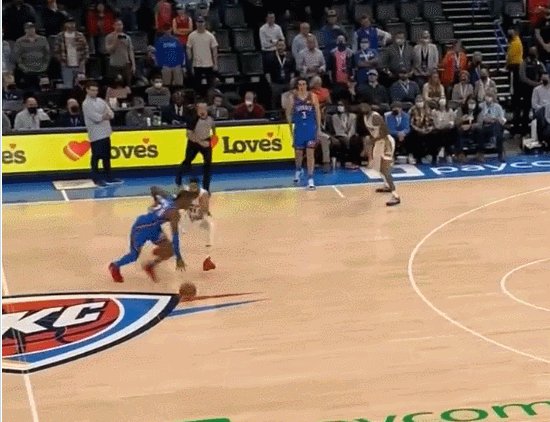 开云app是干嘛的-NBA近25年最远绝杀！格雷厄姆天外飞仙荡气回肠